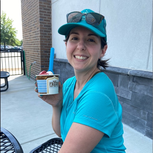 Meet your Posher, Kelly P - Picture 6 of 6